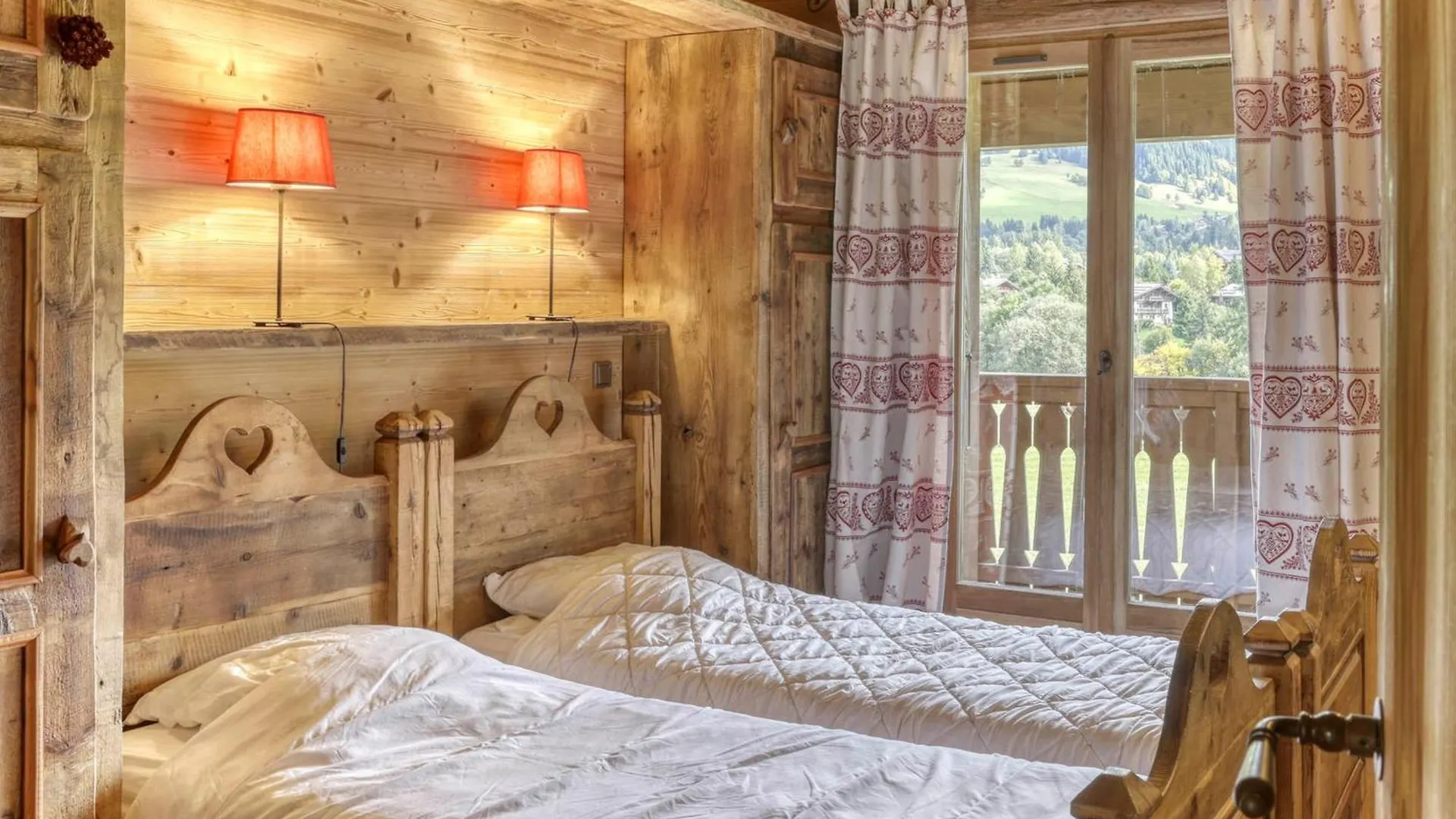 Apartment Duplex 3 Chambres Avec Terrasse, Wifi Et Parking - Proche Pistes - Fr-1-453-216 Megeve